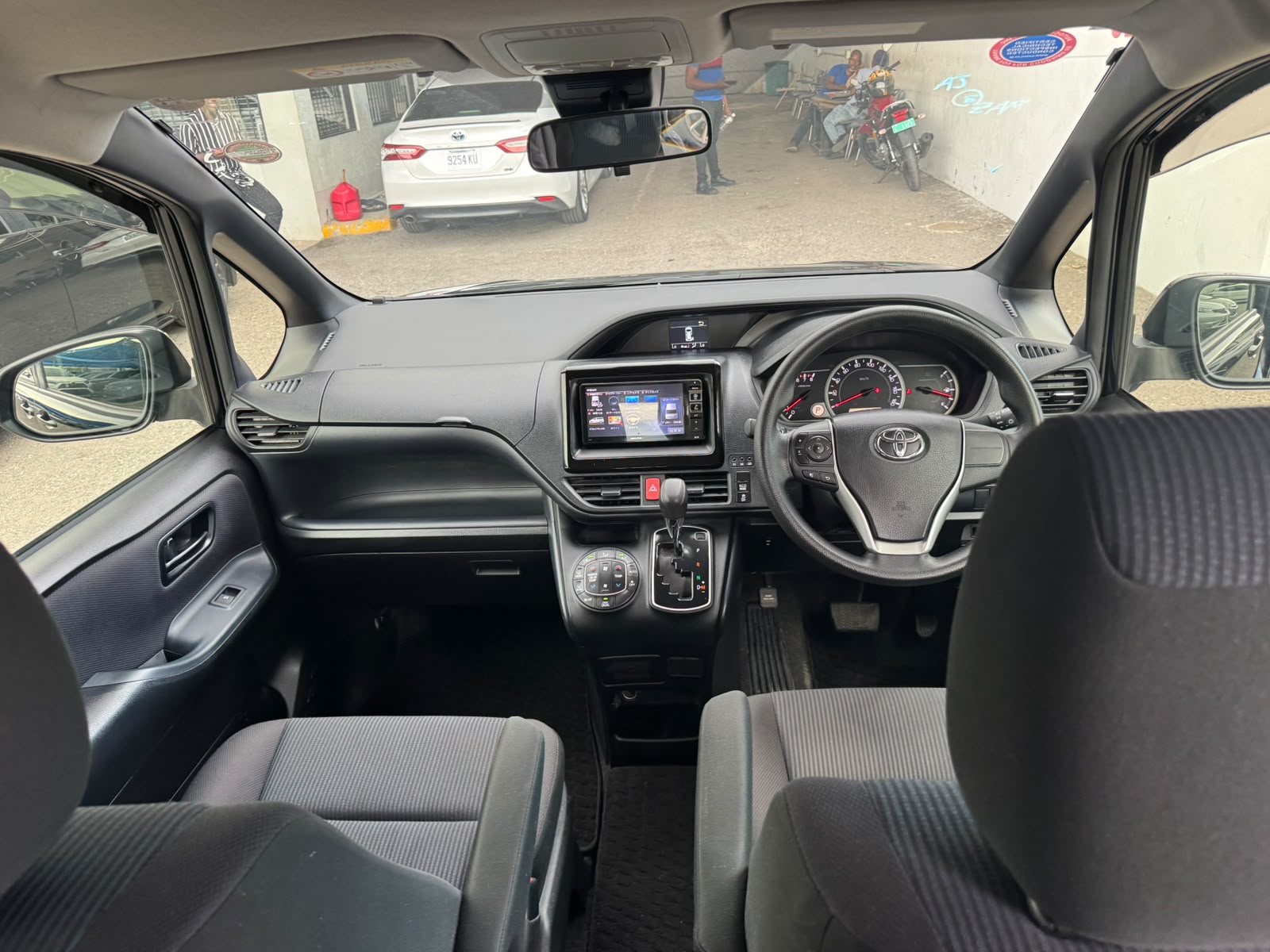 ab4f1408-6a41-4d67-9de6-a0f4b0551b2a